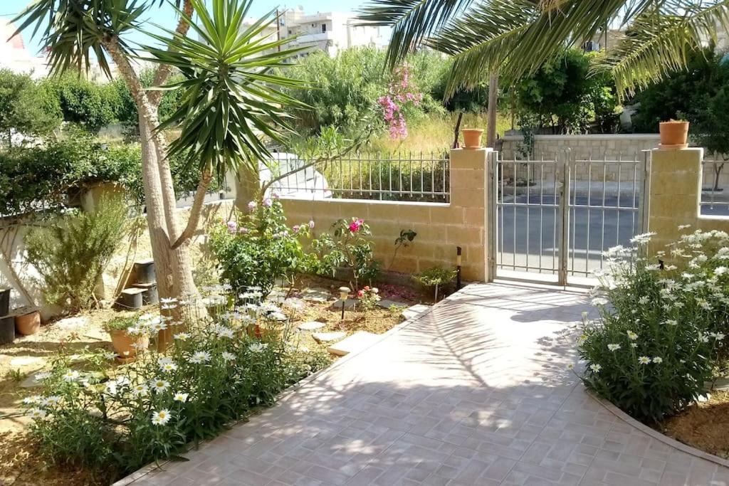 Cozy New Apartments Nea Chora Chrissi Akti Chania Exterior foto
